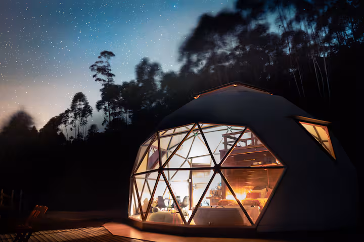 SkyDomo — Domo Romântico com Jacuzzi — Salesópolis · SP